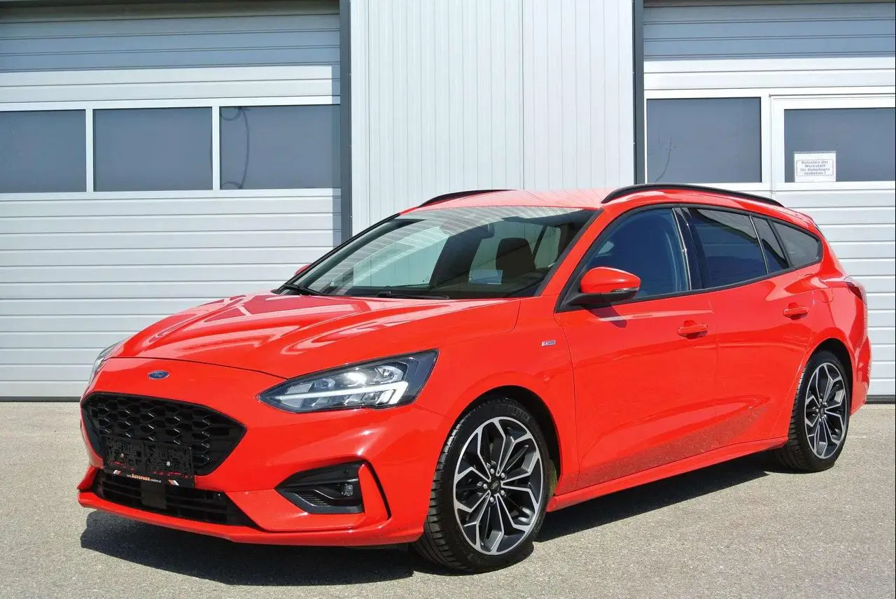 Photo 1 : Ford Focus 2019 Essence