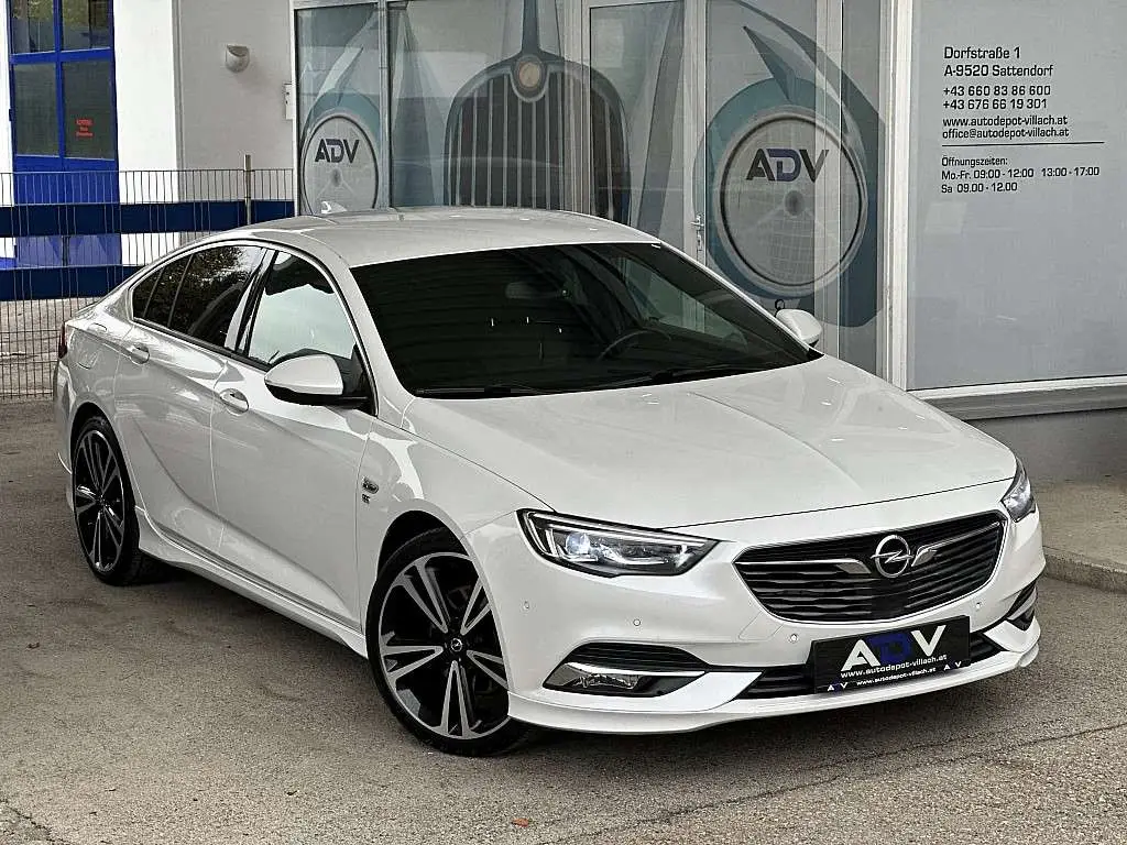 Photo 1 : Opel Insignia 2018 Diesel