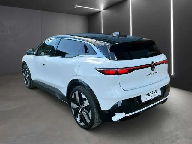 Photo 1 : Renault Megane 2022 Électrique