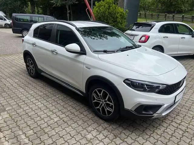 Photo 1 : Fiat Tipo 2024 Essence