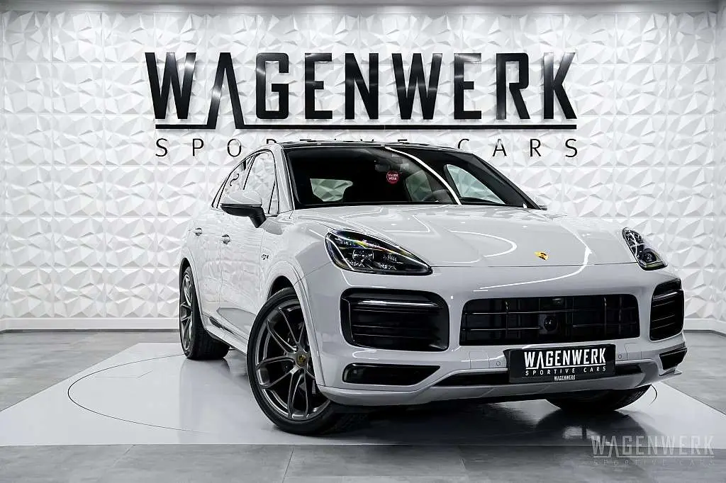 Photo 1 : Porsche Cayenne 2020 Hybrid