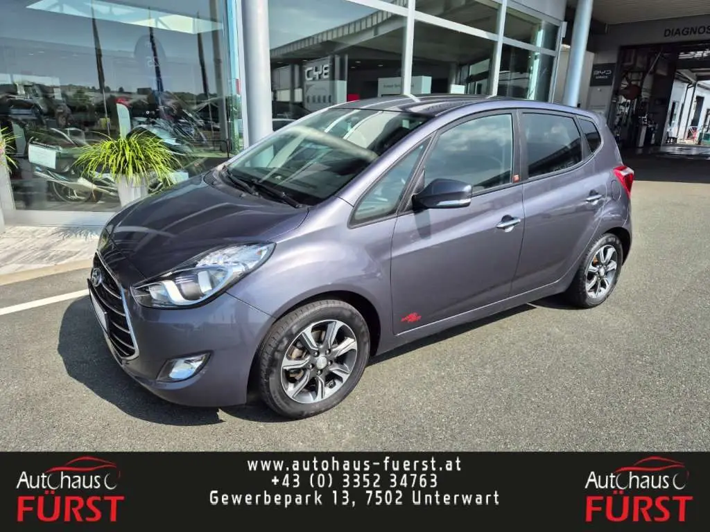 Photo 1 : Hyundai Ix20 2017 Petrol