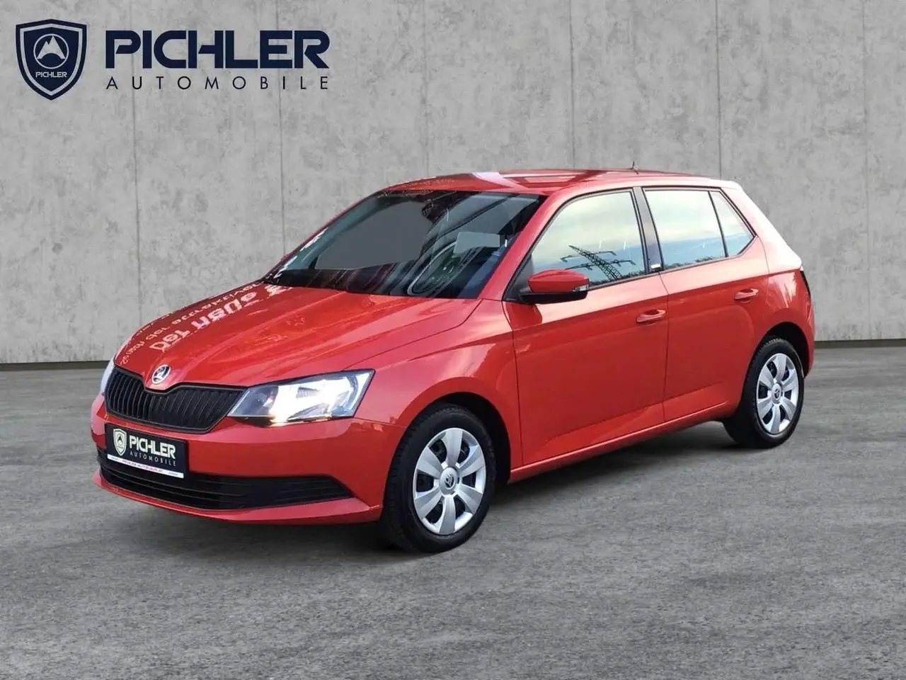 Photo 1 : Skoda Fabia 2016 Petrol