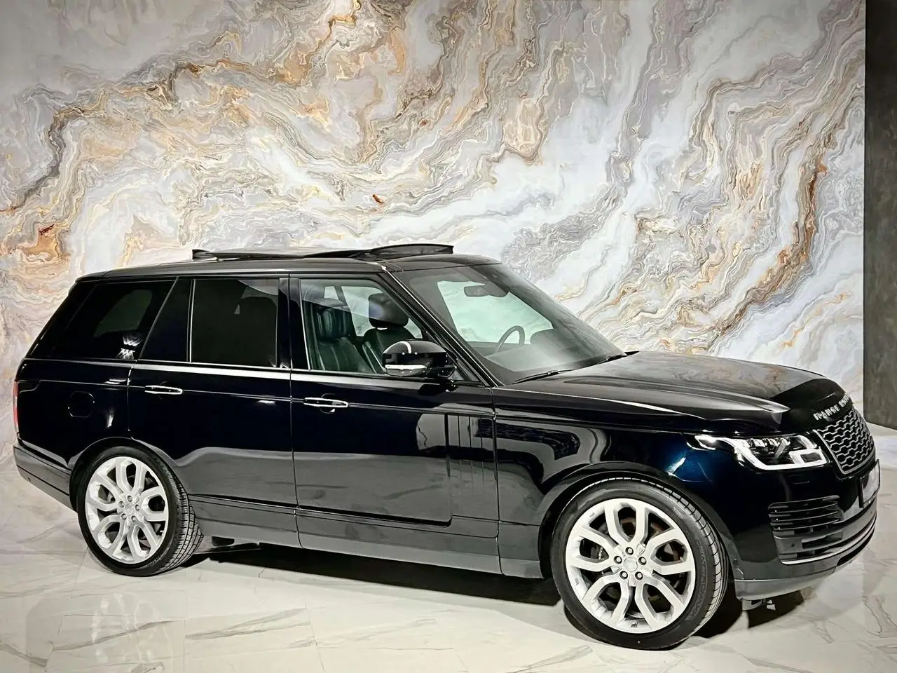 Photo 1 : Land Rover Range Rover 2020 Petrol