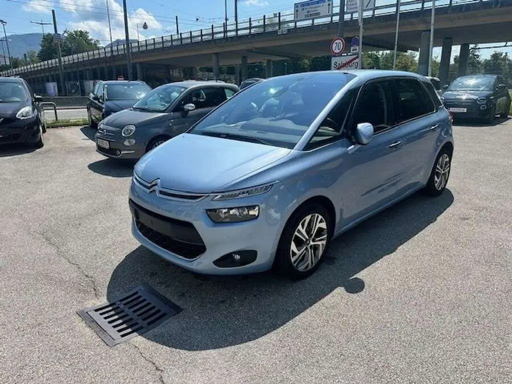 Photo 1 : Citroen C4 2015 Diesel