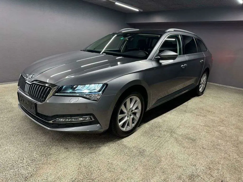 Photo 1 : Skoda Superb 2022 Diesel