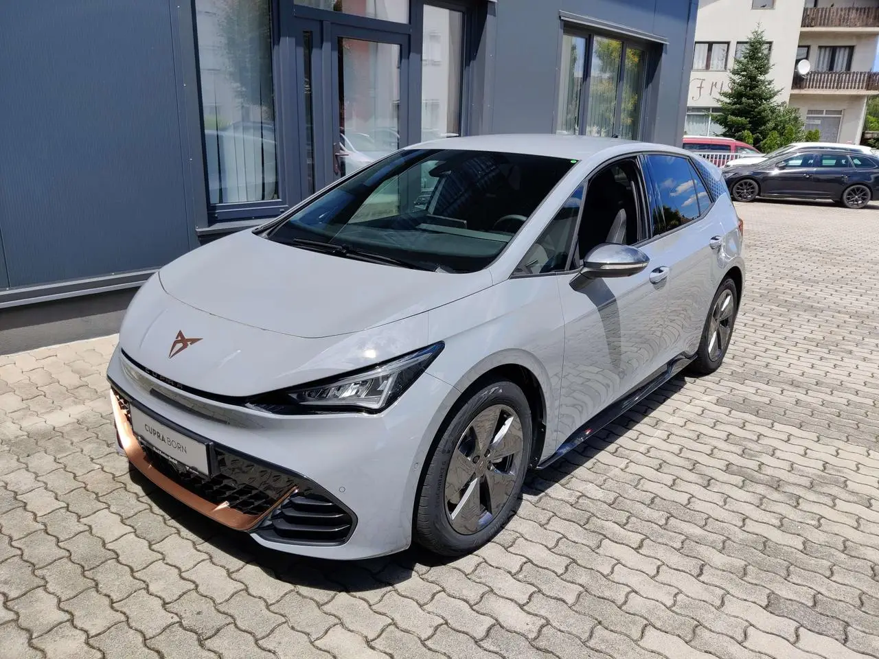 Photo 1 : Cupra Born 2024 Électrique