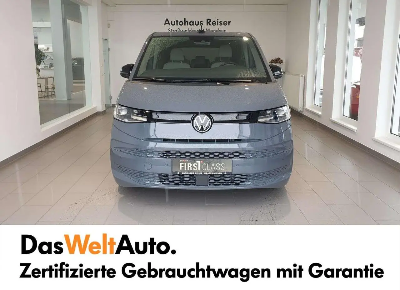 Photo 1 : Volkswagen T7 2023 Hybrid