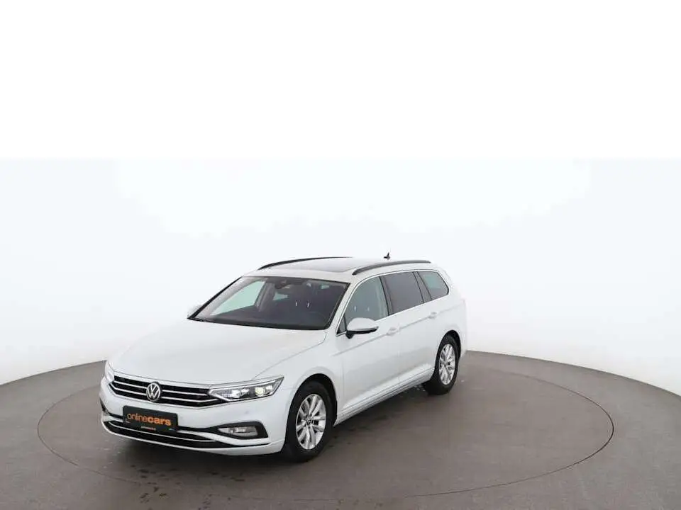 Photo 1 : Volkswagen Passat 2021 Diesel