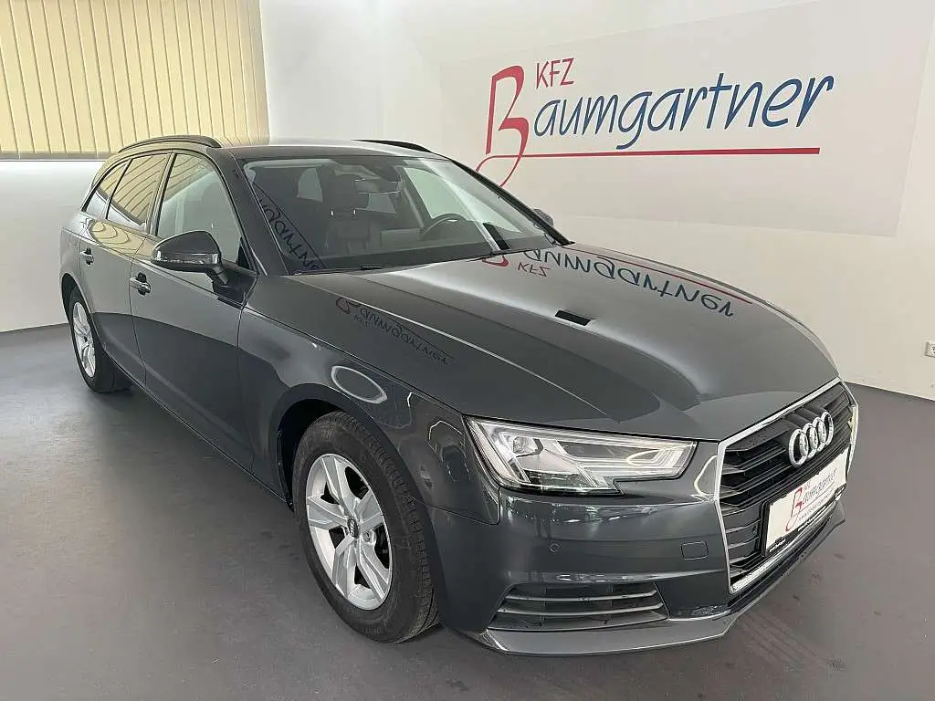 Photo 1 : Audi A4 2019 Diesel