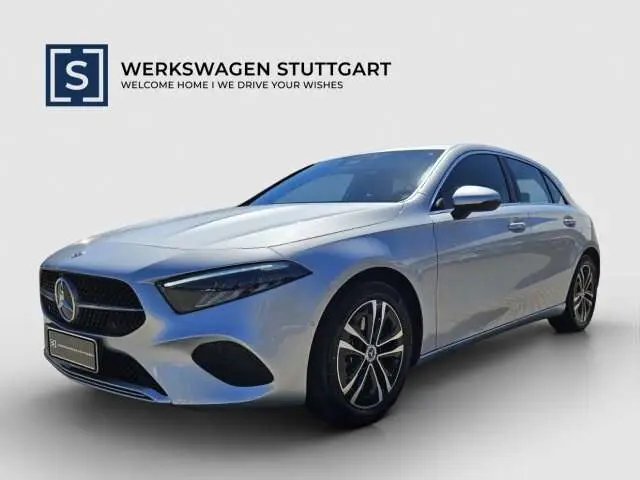 Photo 1 : Mercedes-benz Classe A 2023 Essence