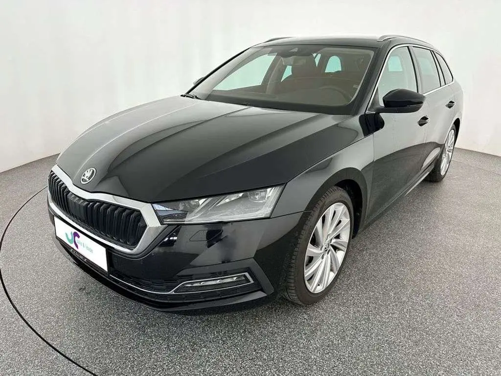 Photo 1 : Skoda Octavia 2023 Diesel