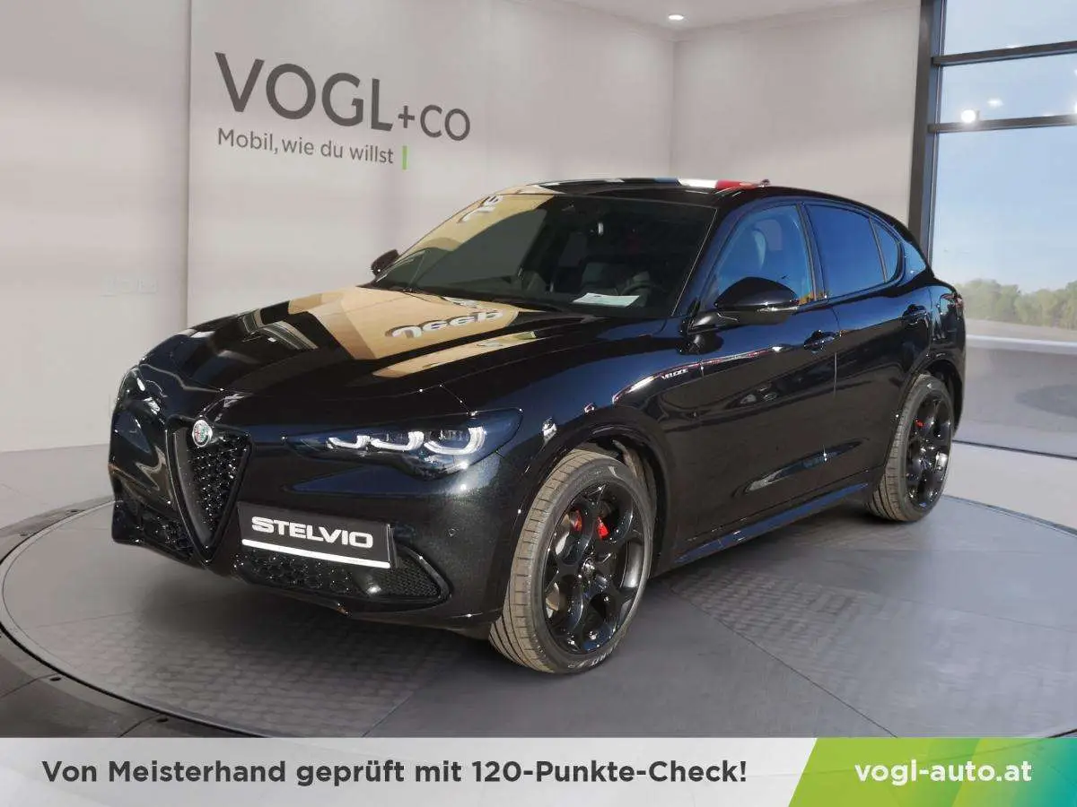 Photo 1 : Alfa Romeo Stelvio 2023 Diesel