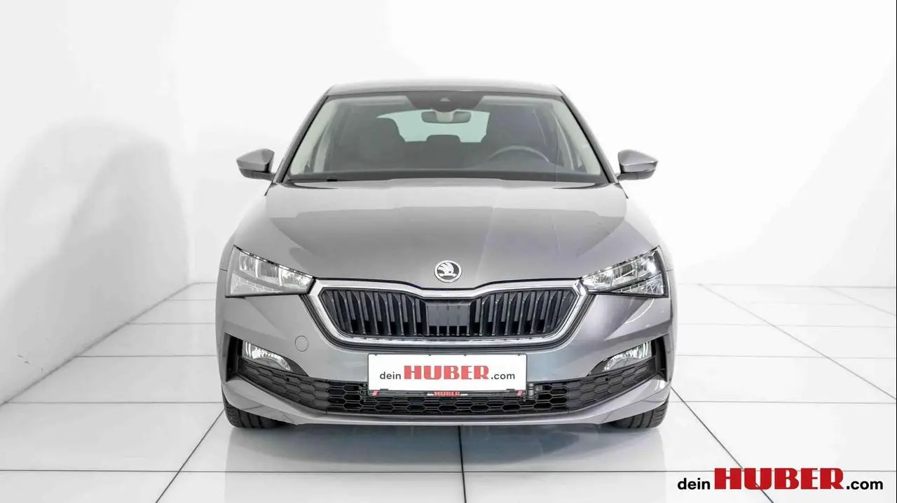 Photo 1 : Skoda Scala 2023 Essence