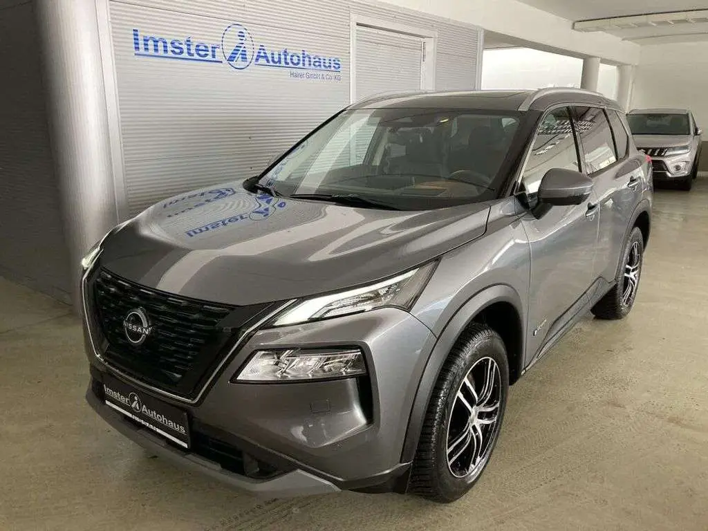 Photo 1 : Nissan X-trail 2023 Petrol