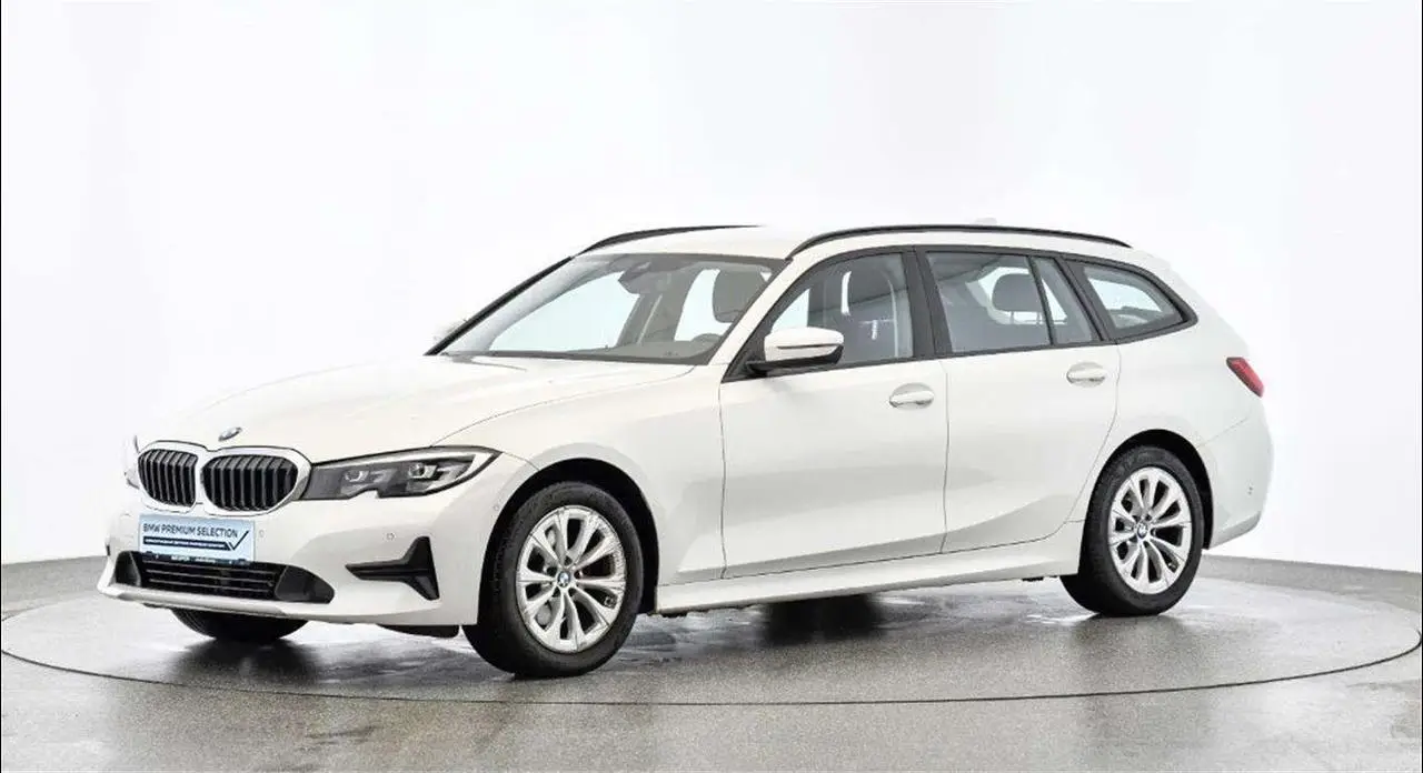 Photo 1 : Bmw Serie 3 2020 Petrol