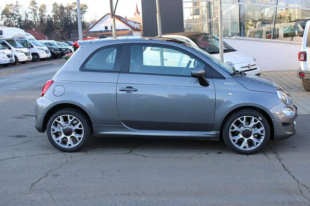 Photo 1 : Fiat 500 2022 Essence