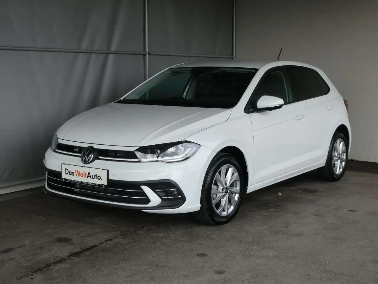 Photo 1 : Volkswagen Polo 2024 Petrol