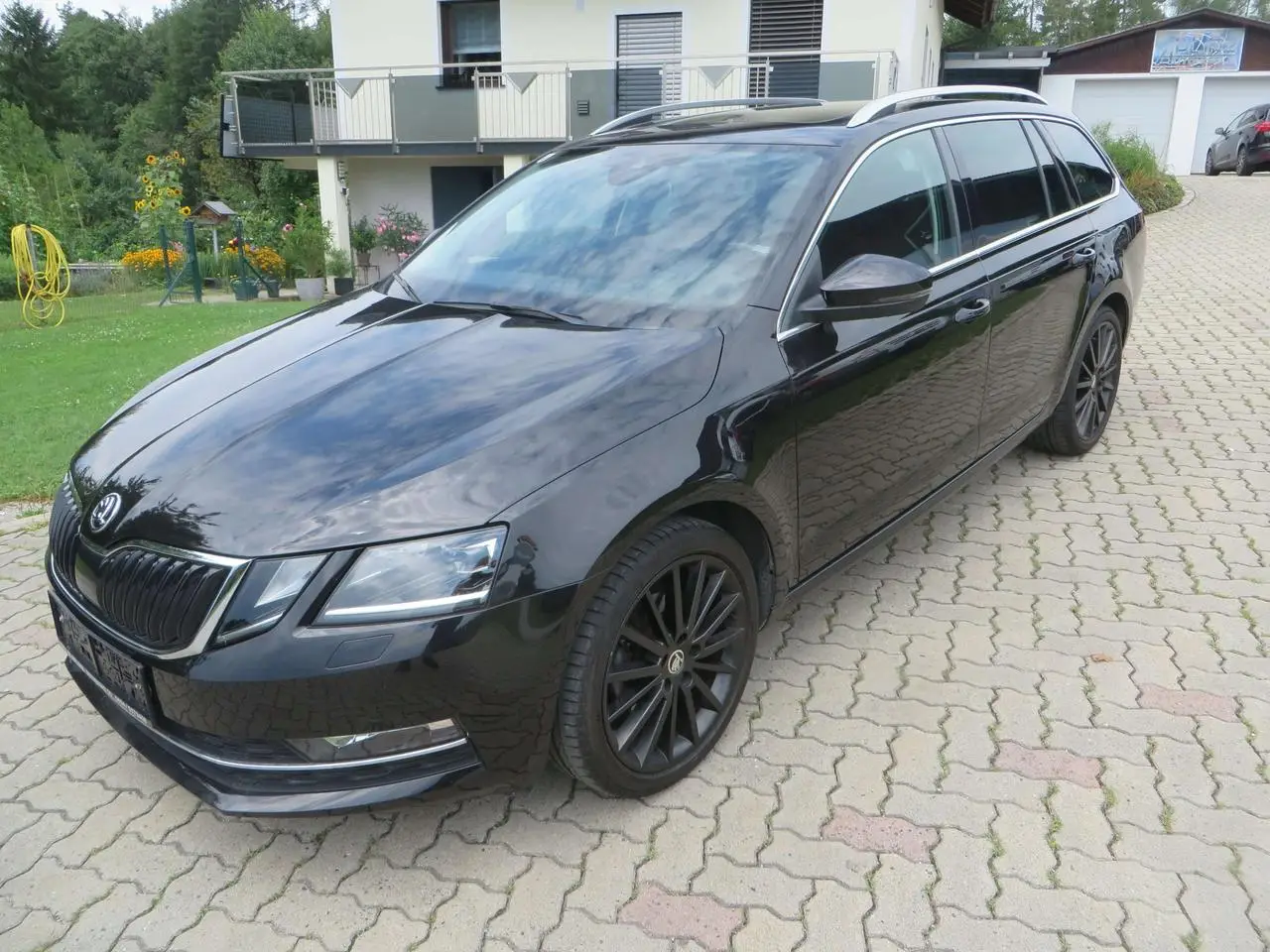 Photo 1 : Skoda Octavia 2017 Petrol