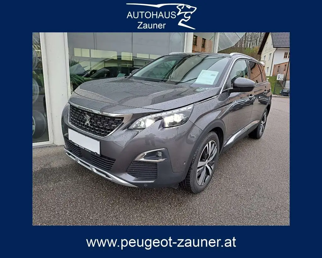 Photo 1 : Peugeot 5008 2018 Diesel