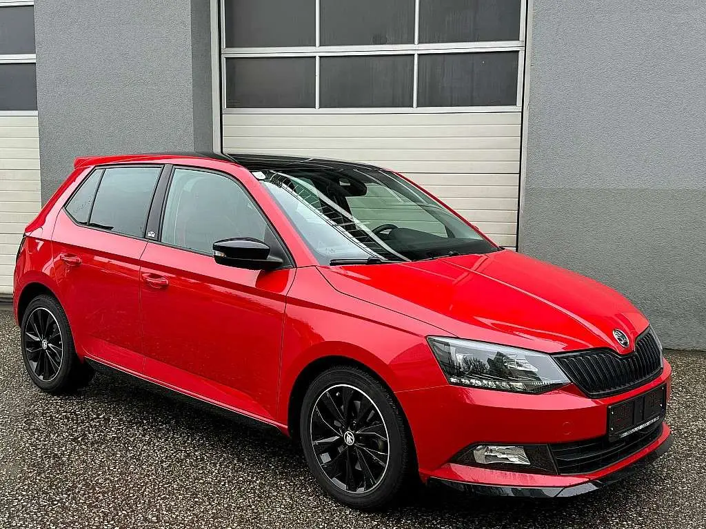 Photo 1 : Skoda Fabia 2017 Petrol