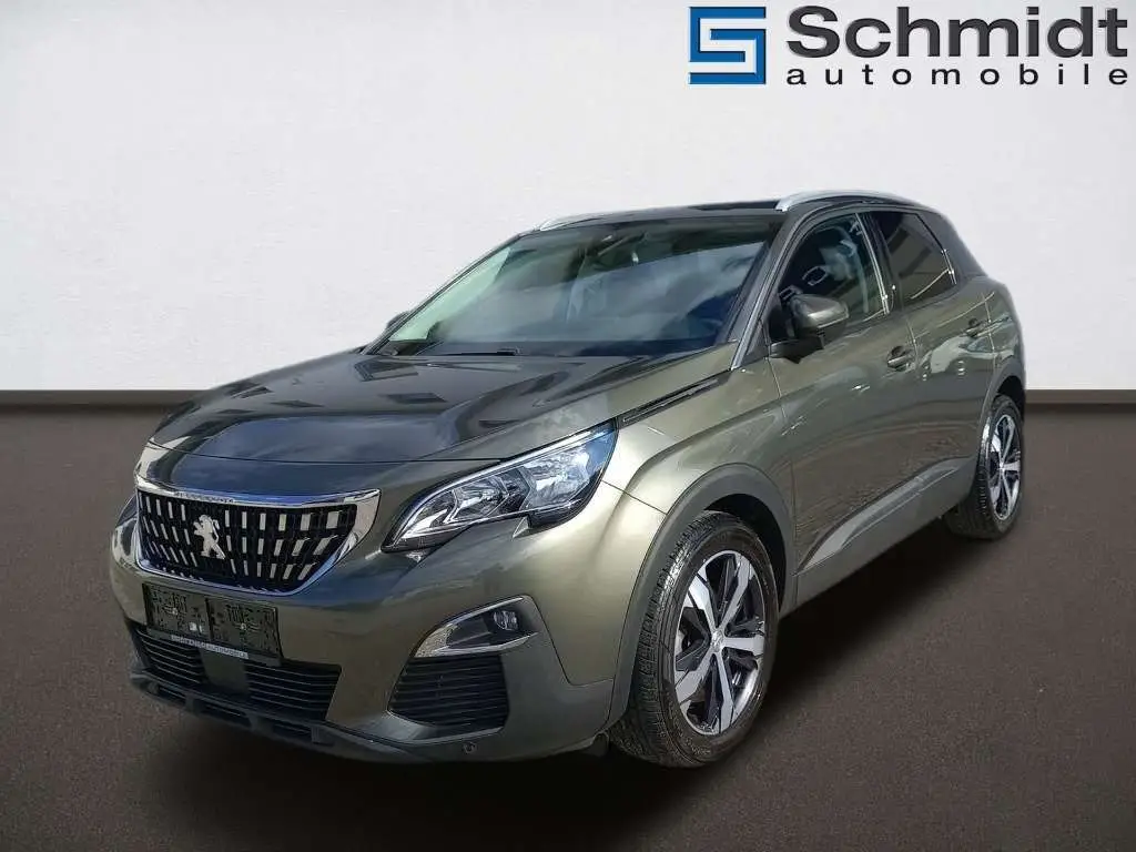 Photo 1 : Peugeot 3008 2017 Diesel