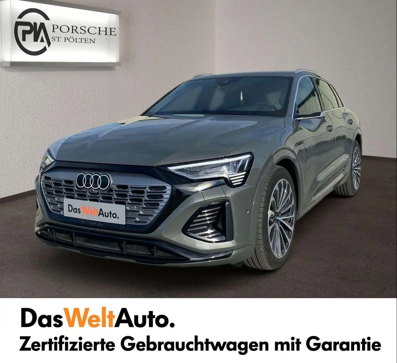 Photo 1 : Audi Q8 2023 Electric