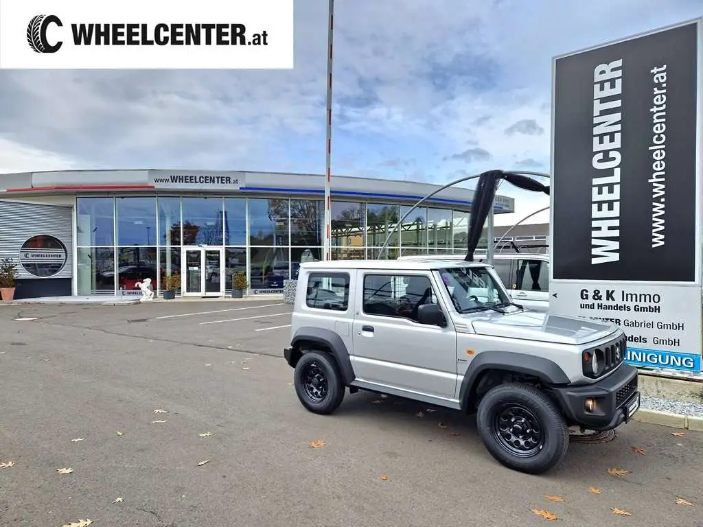 Photo 1 : Suzuki Jimny 2024 Essence