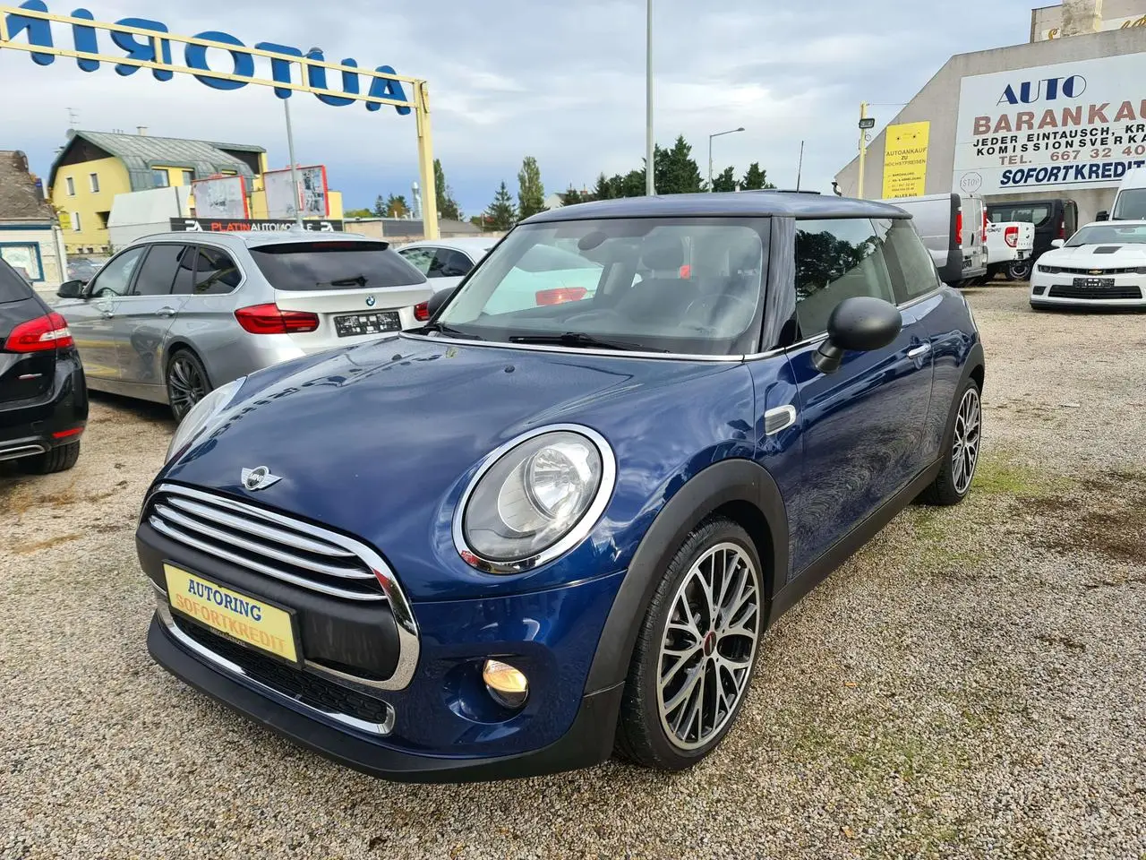 Photo 1 : Mini One 2015 Petrol