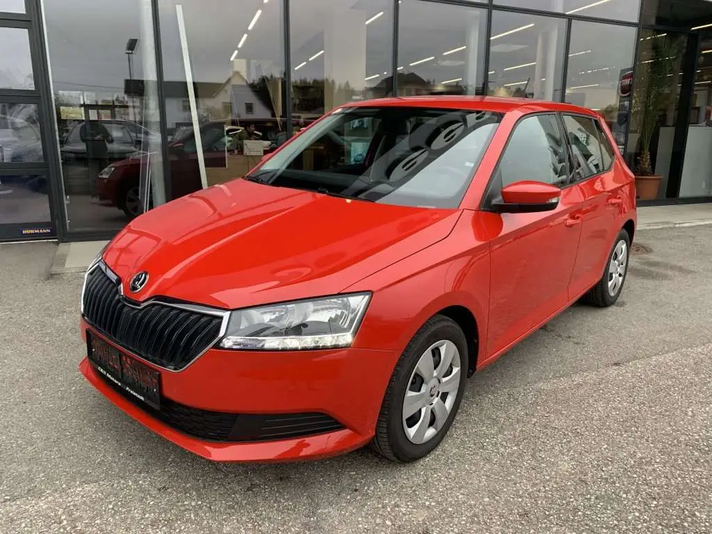 Photo 1 : Skoda Fabia 2020 Petrol