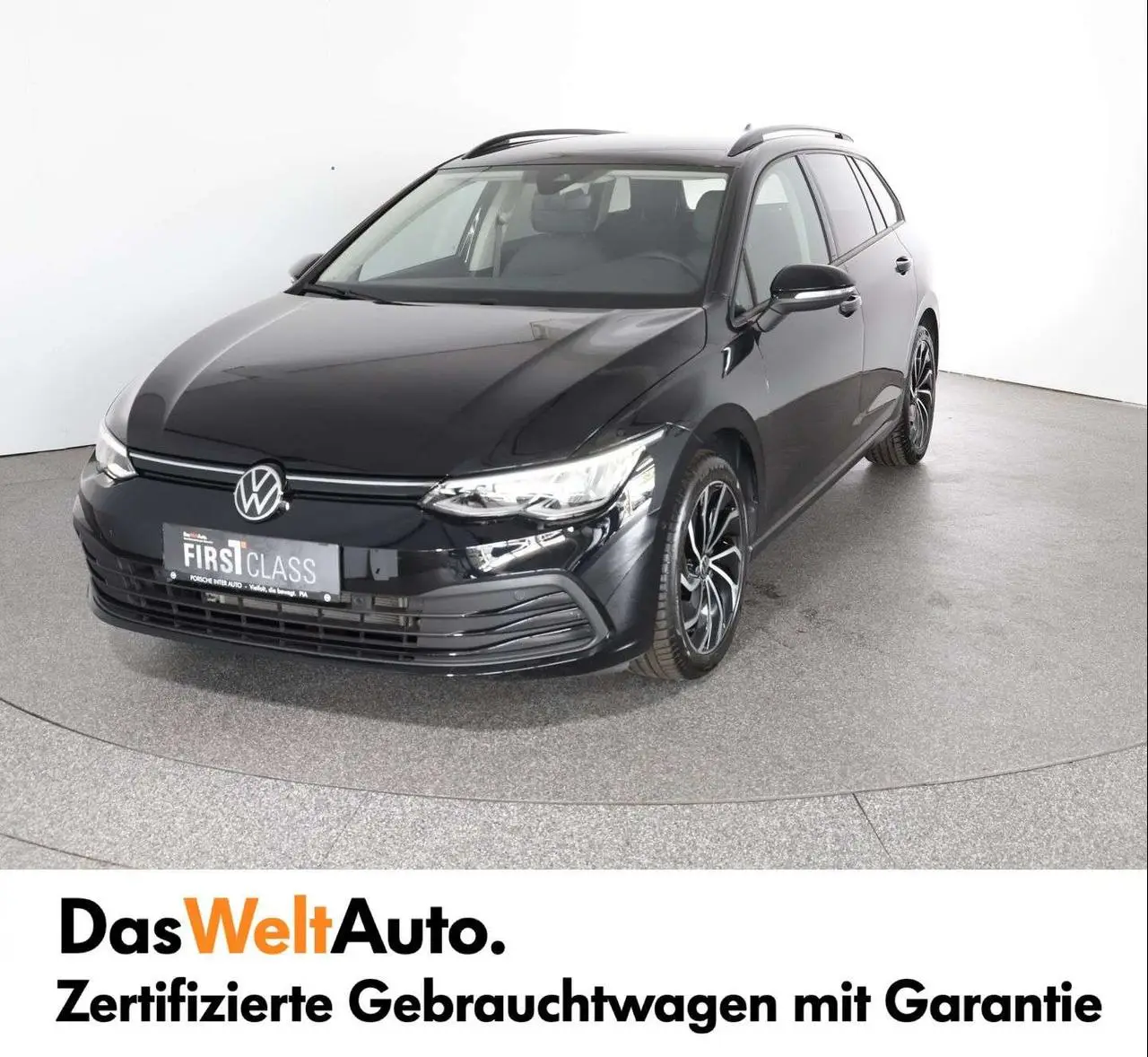 Photo 1 : Volkswagen Golf 2023 Petrol