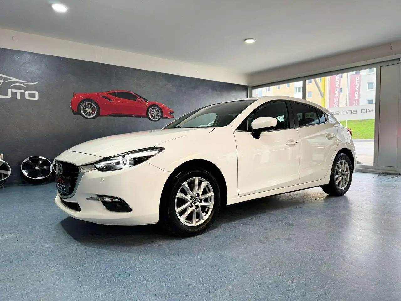 Photo 1 : Mazda 3 2017 Petrol