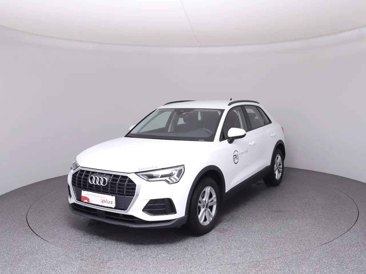 Photo 1 : Audi Q3 2024 Essence