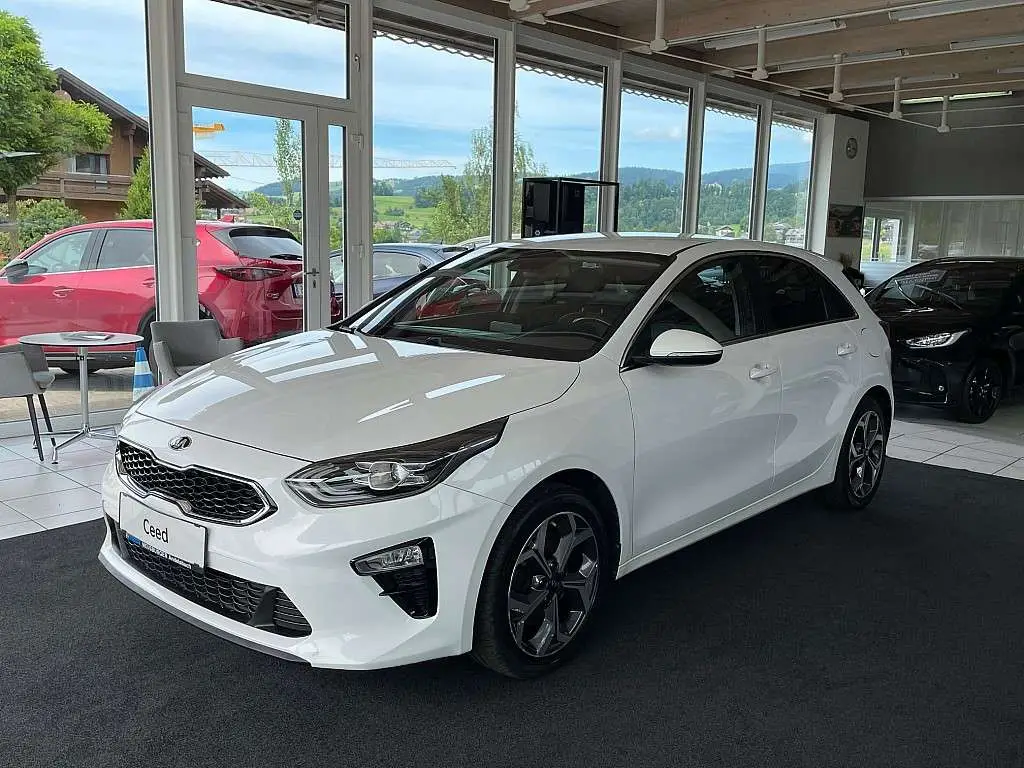 Photo 1 : Kia Ceed 2018 Petrol