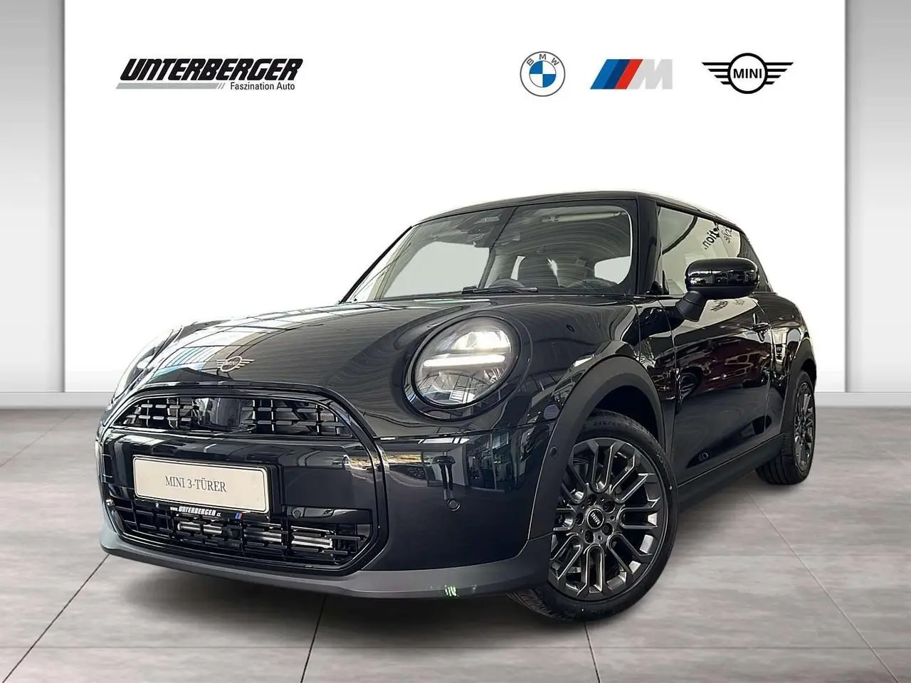 Photo 1 : Mini Cooper 2024 Petrol