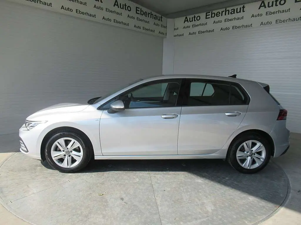 Photo 1 : Volkswagen Golf 2021 Petrol