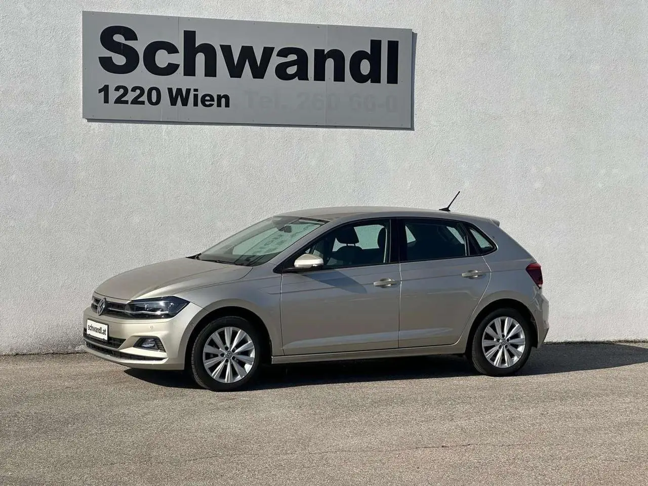 Photo 1 : Volkswagen Polo 2018 Essence