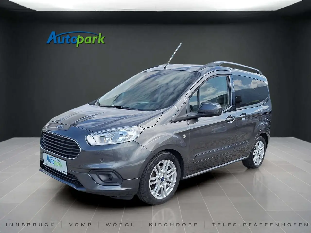 Photo 1 : Ford Tourneo 2019 Petrol