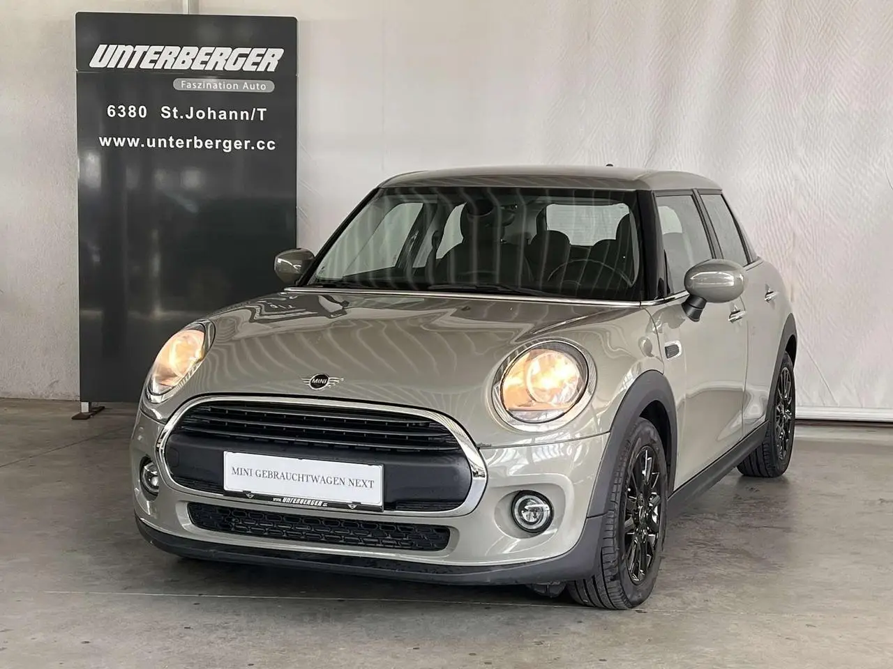 Photo 1 : Mini One 2019 Petrol