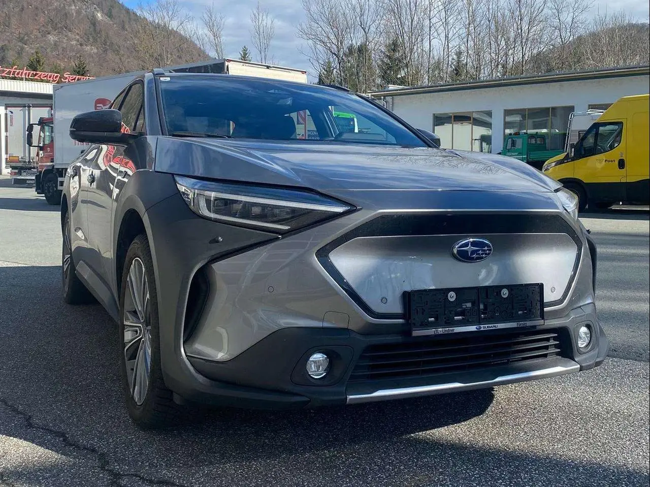 Photo 1 : Subaru Solterra 2023 Électrique