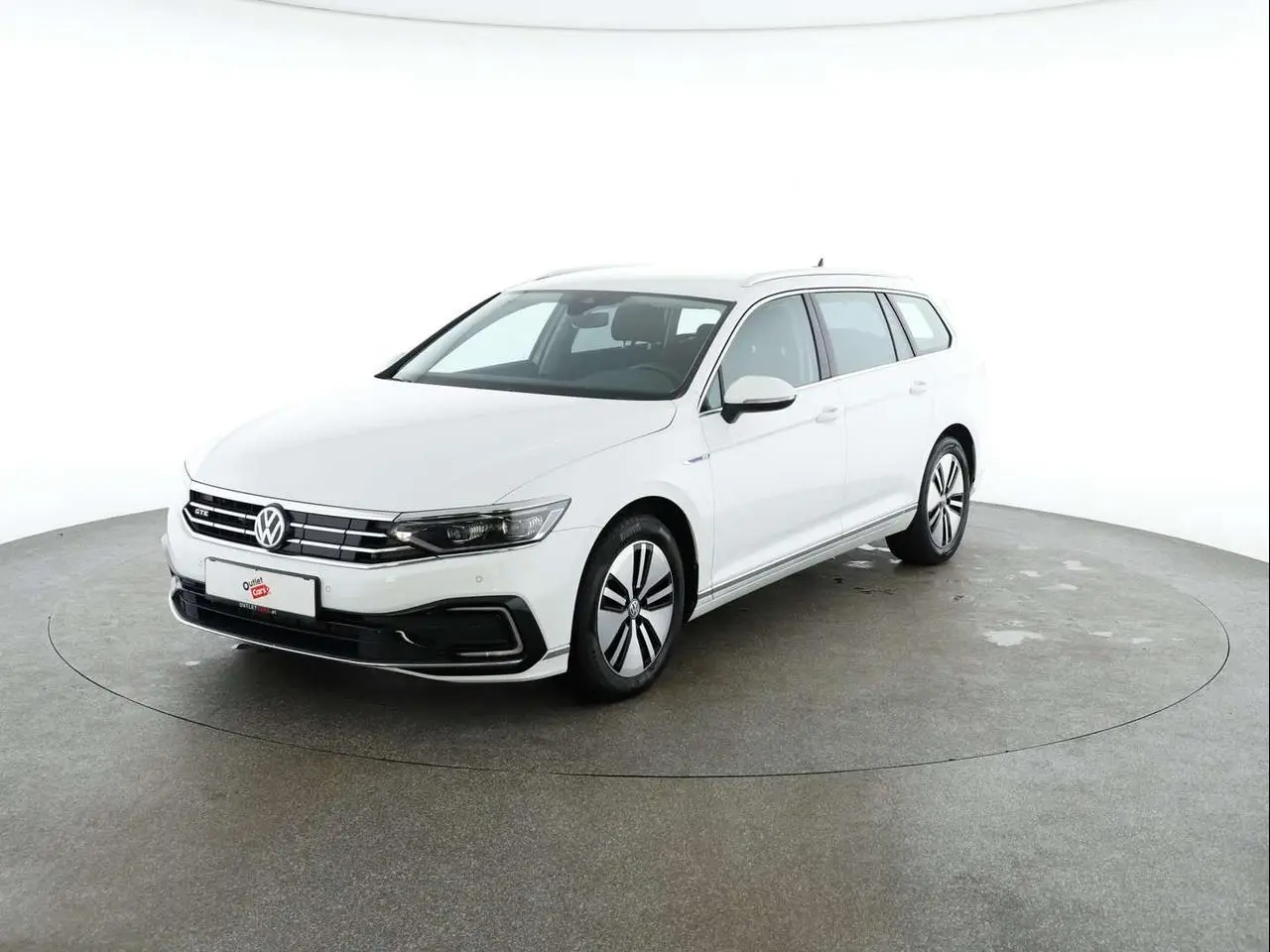 Photo 1 : Volkswagen Passat 2020 Hybrid