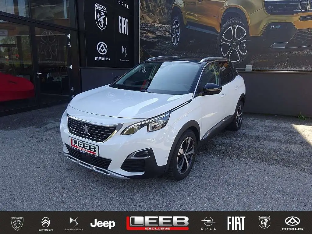 Photo 1 : Peugeot 3008 2018 Essence