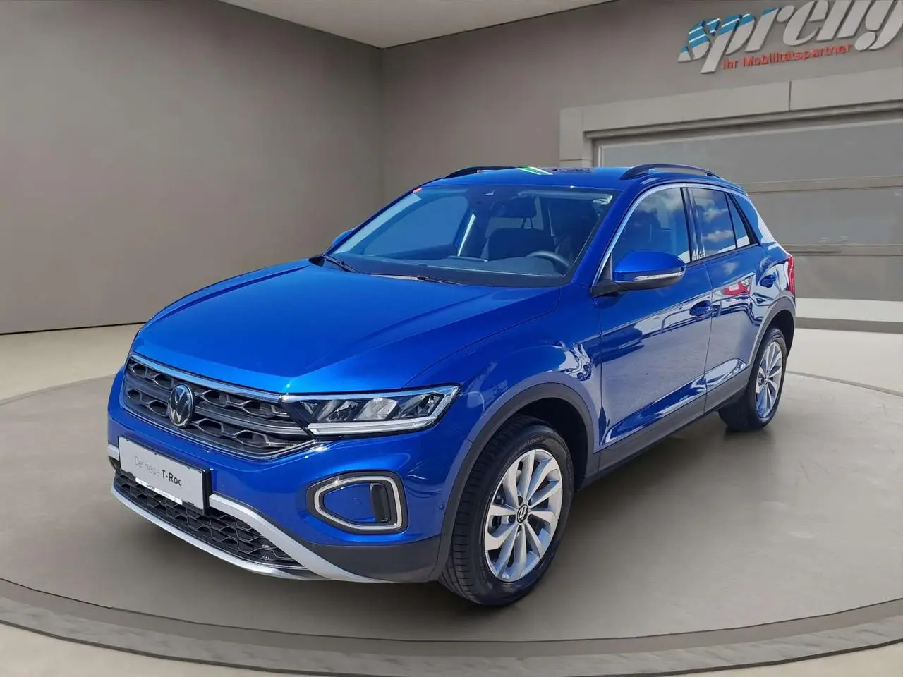 Photo 1 : Volkswagen T-roc 2024 Petrol