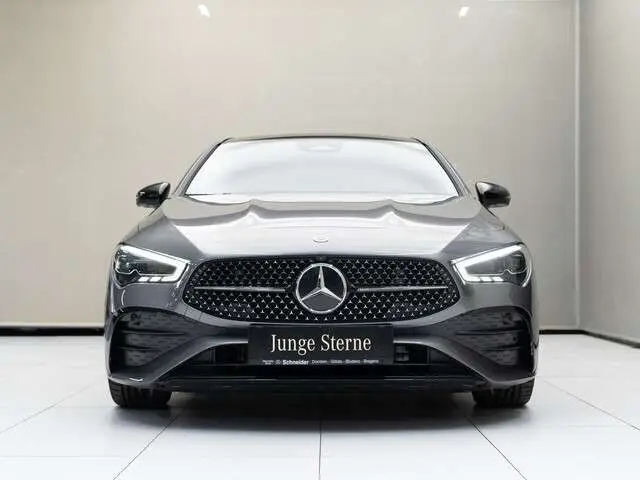 Photo 1 : Mercedes-benz Classe Cla 2023 Petrol