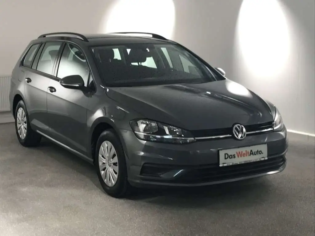 Photo 1 : Volkswagen Golf 2019 Essence