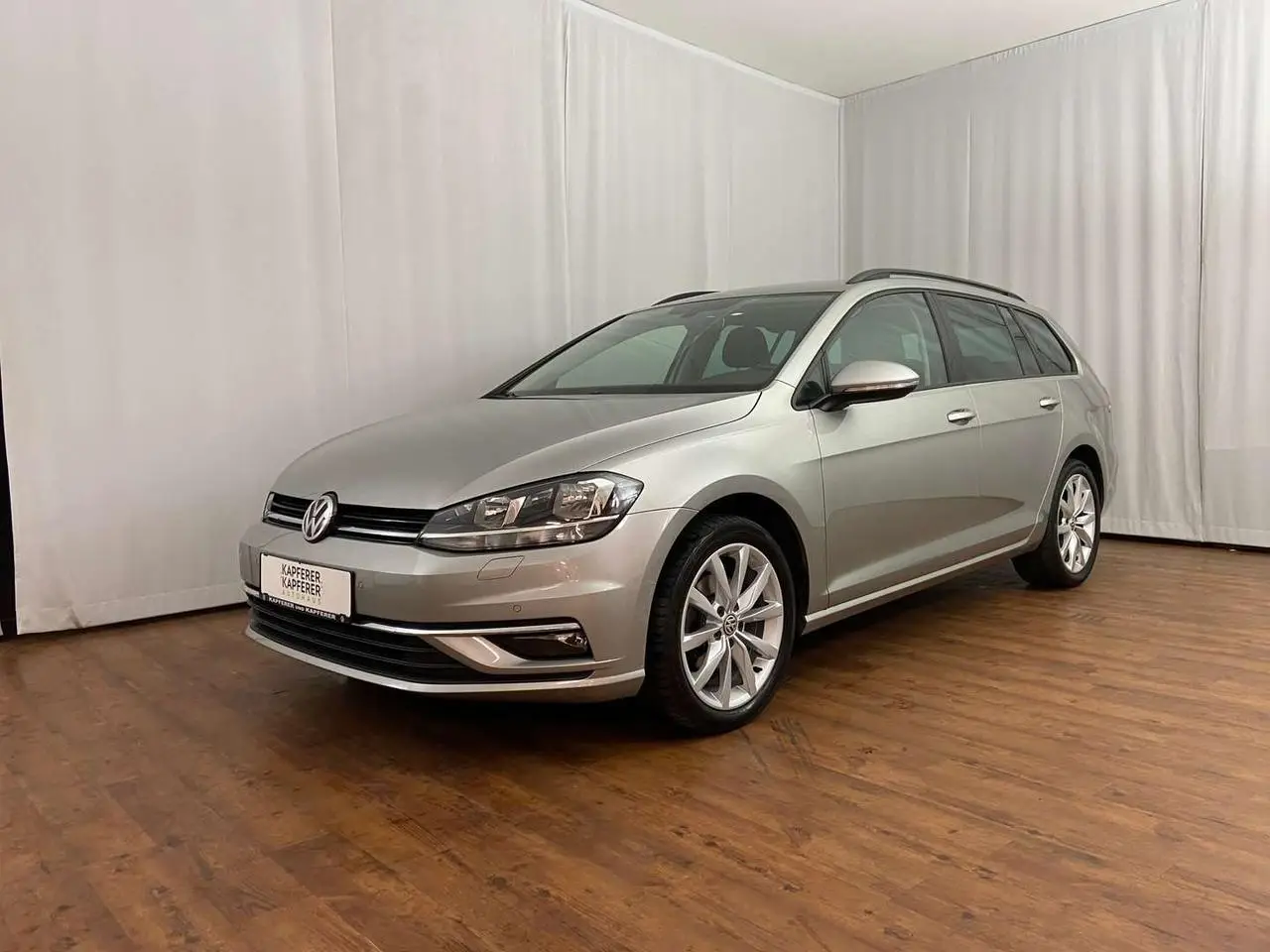 Photo 1 : Volkswagen Golf 2019 Essence