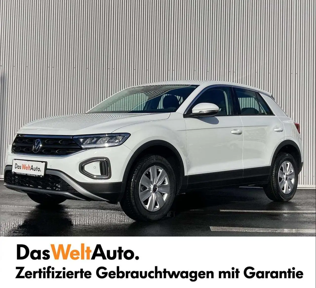 Photo 1 : Volkswagen T-roc 2024 Petrol