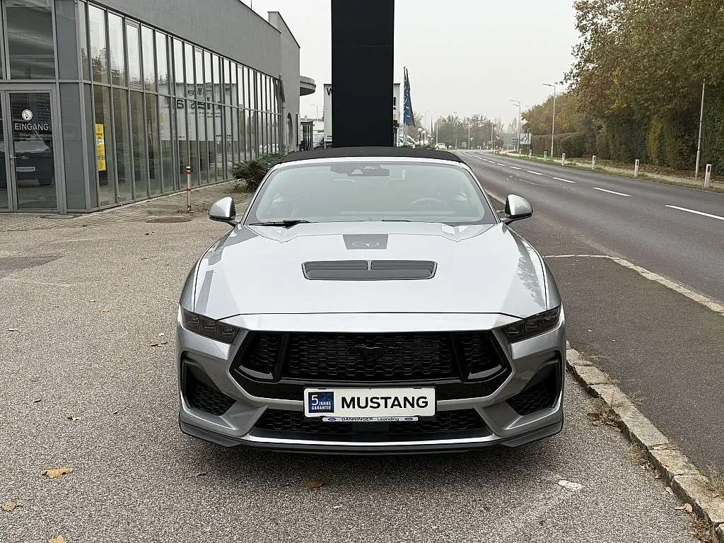 Photo 1 : Ford Mustang 2024 Petrol