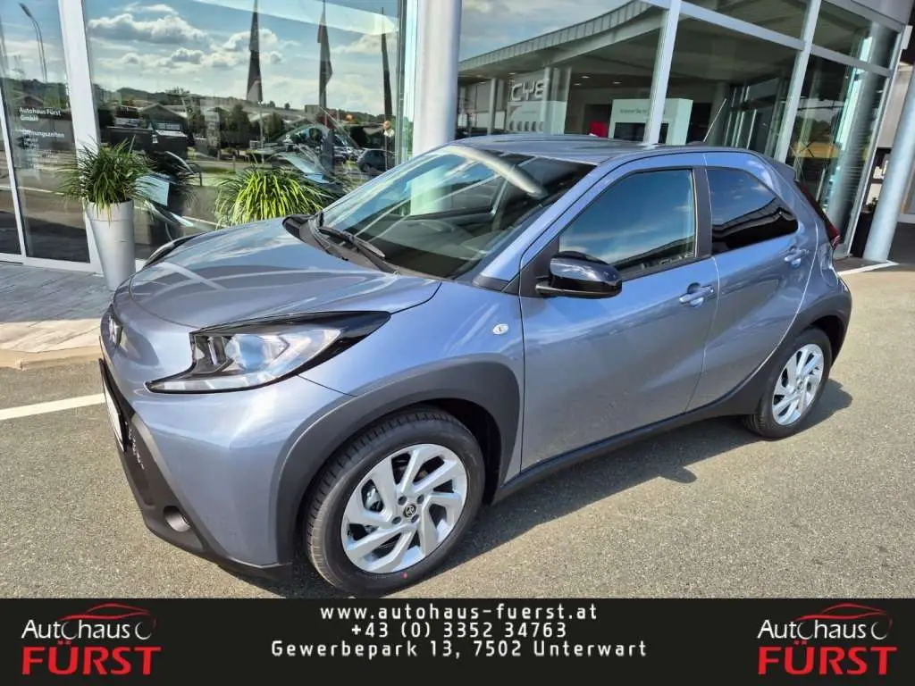 Photo 1 : Toyota Aygo X 2024 Essence