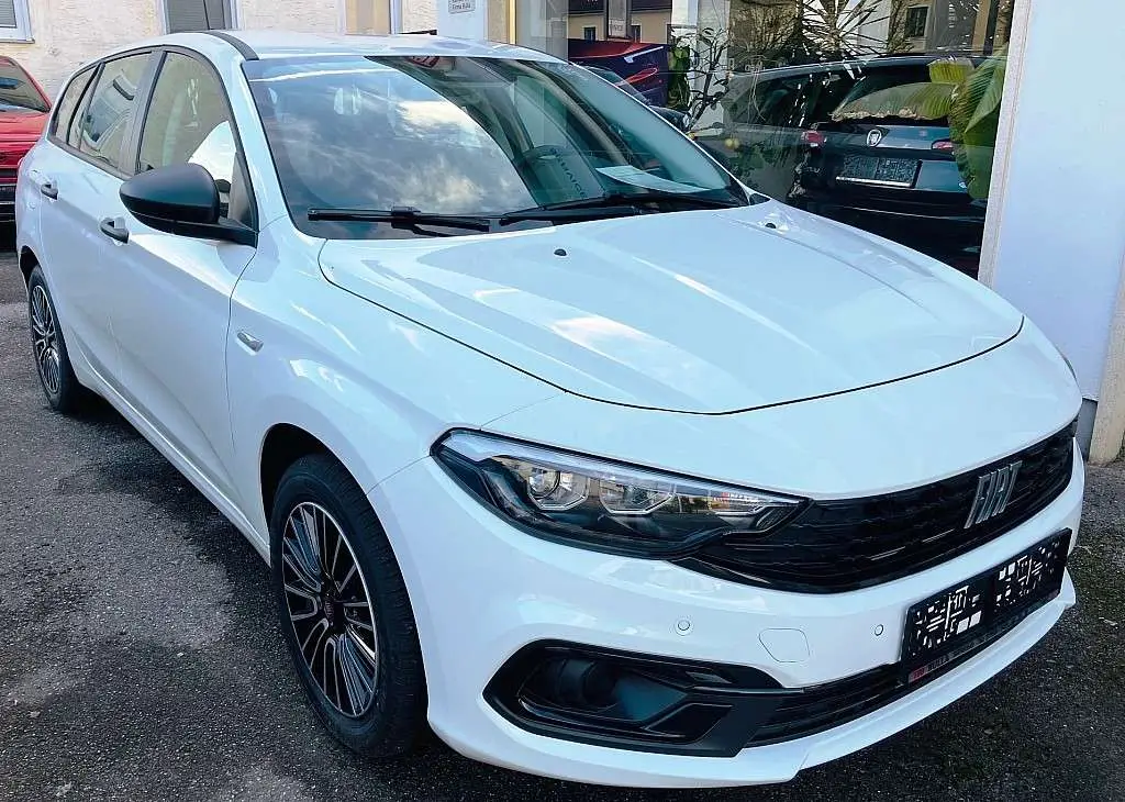 Photo 1 : Fiat Tipo 2024 Diesel